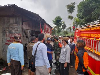 Pemadaman Kebakaran Rumah Milik Warga Â  